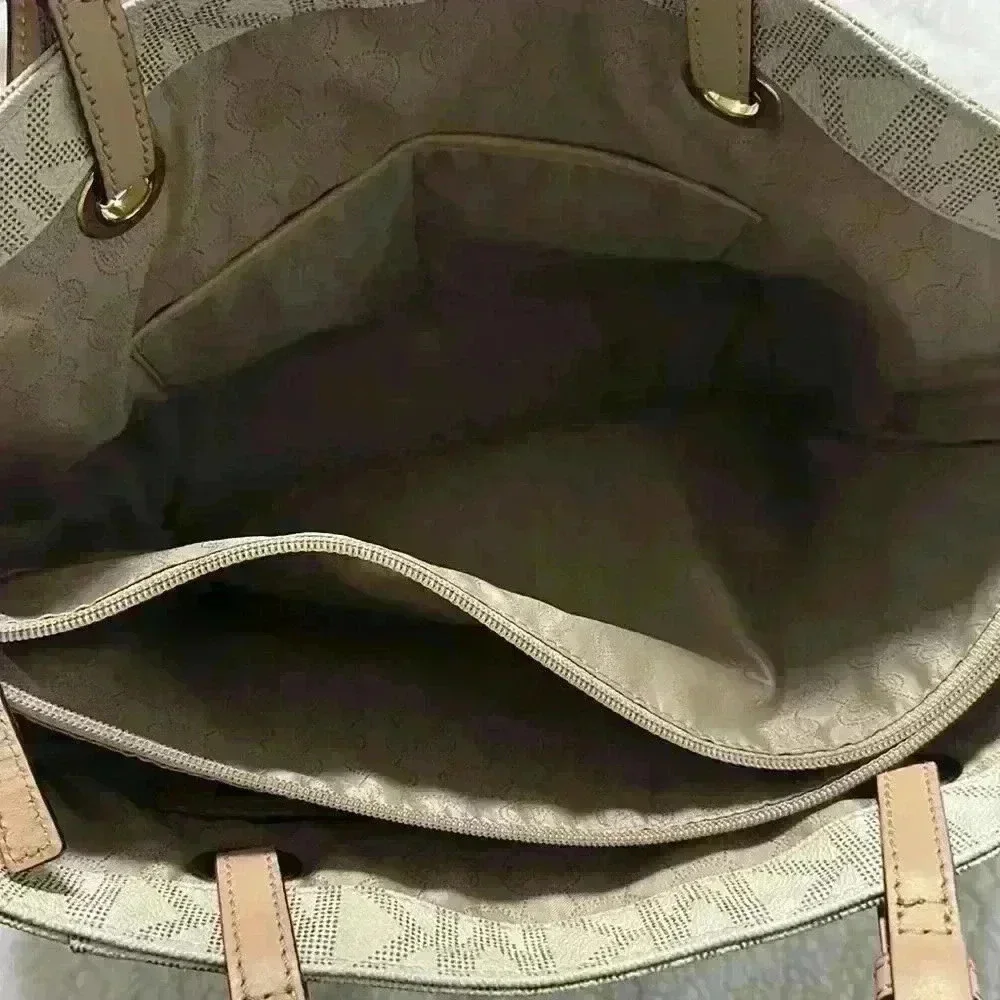Michael Kors Tote